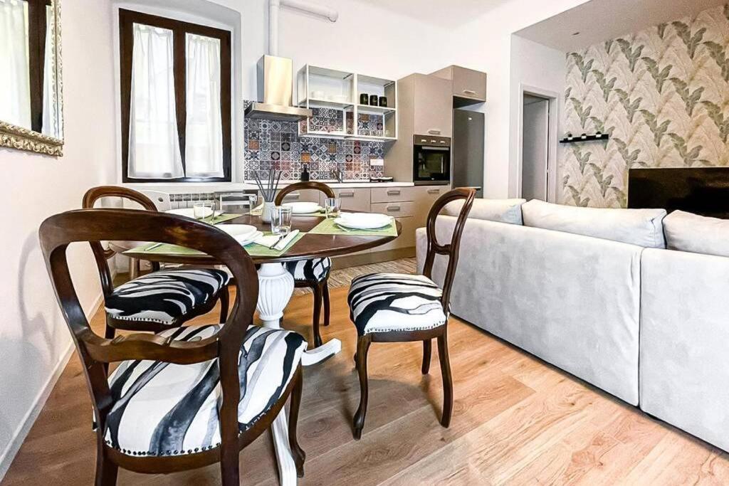 Luxury Stazione Centrale Elegante Loft Lejlighed Trieste Eksteriør billede